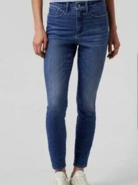 Athleta Women's Sculptek Skinny Jeans in Classic Blue Wash